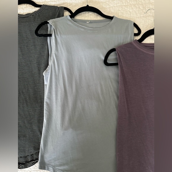 TWO Lululemon tanks - Picture 7 of 10